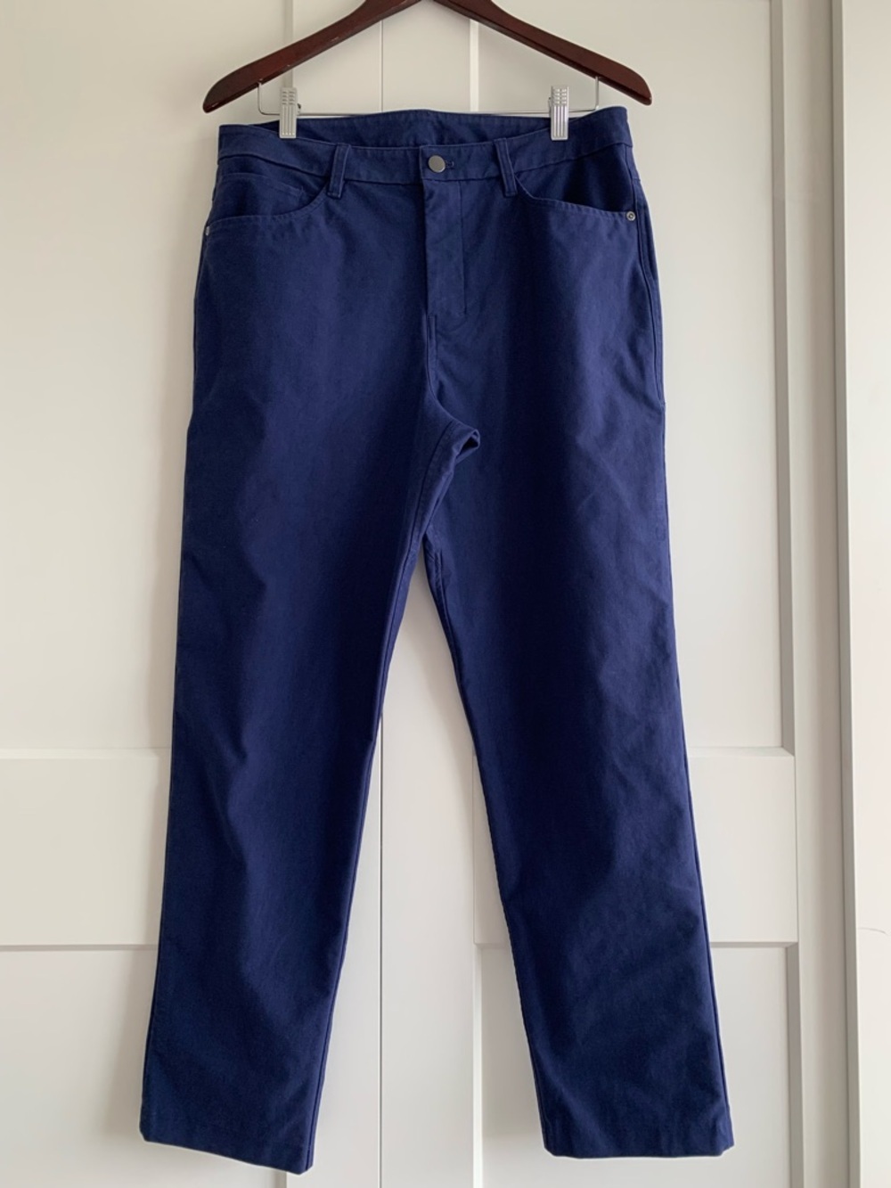 Lululemon men’s ABC pant Slim Fit Chino Stretchy Navy men’s size 32 inseam 28”